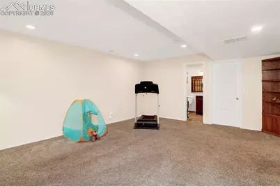 6740 Crazy Horse Drive, Colorado Springs, CO 80915 - Photo 11