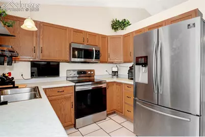 6740 Crazy Horse Drive, Colorado Springs, CO 80915 - Photo 5