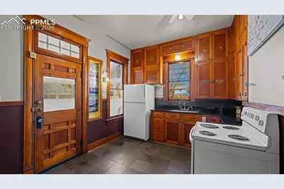 1919 W Colorado Avenue, Colorado Springs, CO 80904 - Photo 19