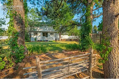 322 W Cheyenne Mountain Boulevard, Colorado Springs, CO 80906 - Photo 41