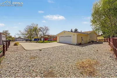 4687 Pine Marten Point, Colorado Springs, CO 80922 - Photo 3