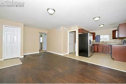 2127 S Corona Avenue, Colorado Springs, CO 80905 - Photo 5