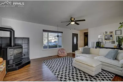 2827 Gomer Avenue, Colorado Springs, CO 80910 - Photo 7