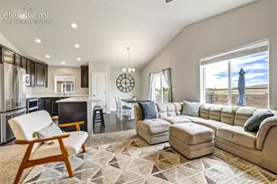 6022 Meadowbank Ln, Colorado Springs, CO 80925 - Photo 9