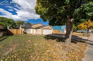 3378 Foxridge Dr, Colorado Springs, CO 80916 - Photo 3