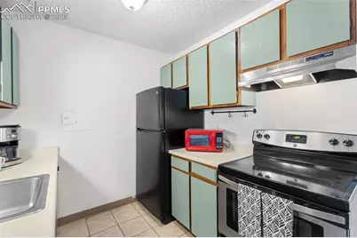 5034 El Camino Drive #31, Colorado Springs, CO 80918 - Photo 11