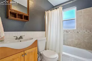 410 N 17th St, Colorado Springs, CO 80904 - Photo 23