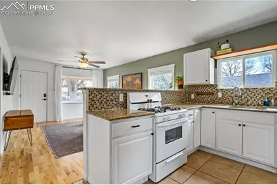 410 N 17th Street, Colorado Springs, CO 80904 - Photo 9