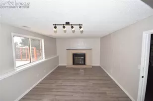 4233 Moonbeam Dr, Colorado Springs, CO 80916 - Photo 5