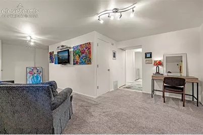 221 N 36th Street, Colorado Springs, CO 80904 - Photo 27