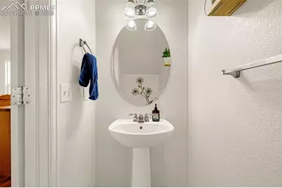 2009 Creekridge Point, Colorado Springs, CO 80910 - Photo 11