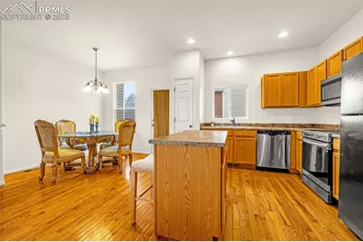 2009 Creekridge Point, Colorado Springs, CO 80910 - Photo 7