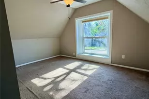 220 Willow St, Colorado Springs, CO 80903 - Photo 9