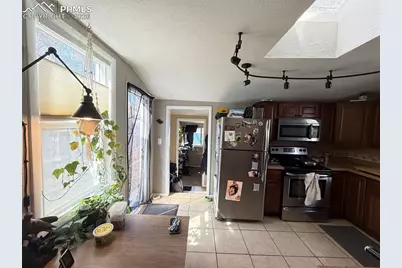 220 Willow Street, Colorado Springs, CO 80903 - Photo 7