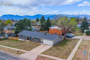 2122 Sussex Ln, Colorado Springs, CO 80909 - Photo 3