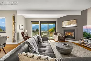 1130 Fontmore Rd, Colorado Springs, CO 80904 - Photo 7