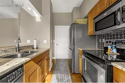 1130 Fontmore Road #D, Colorado Springs, CO 80904 - Photo 15