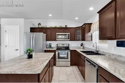 977 E Sumac Drive, Pueblo West, CO 81007 - Photo 3