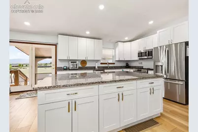 1195 S Los Charros Drive, Pueblo, CO 81007 - Photo 3
