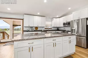 1195 S Los Charros Dr, Pueblo, CO 81007 - Photo 3