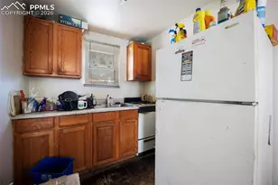 228 Plum St, Pueblo, CO 81003 - Photo 25