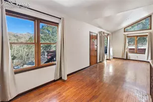 9735 Mountain Rd, Cascade, CO 80809 - Photo 15