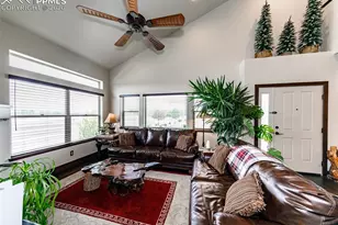 1922 Sunshine Peak Dr, Loveland, CO 80538 - Photo 9