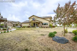 1922 Sunshine Peak Dr, Loveland, CO 80538 - Photo 41