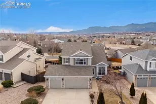4336 Round Hill Dr, Colorado Springs, CO 80922 - Photo 3