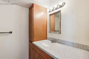 2927 Mesa Rd, Colorado Springs, CO 80904 - Photo 17