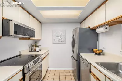 846 Tenderfoot Hill Road #202, Colorado Springs, CO 80906 - Photo 7