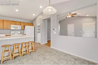 2338 Jeanette Way, Colorado Springs, CO 80951 - Photo 9