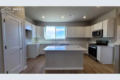 2774 Soleil Heights, Colorado Springs, CO 80907 - Photo 13