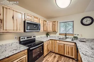 3833 Smoke Tree Dr, Colorado Springs, CO 80920 - Photo 7