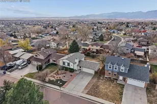 7350 Windy Peak Dr, Colorado Springs, CO 80911 - Photo 9