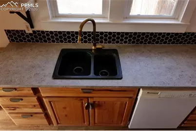 2442 E St Vrain Street, Colorado Springs, CO 80909 - Photo 7