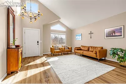 4560 Kashmire Drive, Colorado Springs, CO 80920 - Photo 5