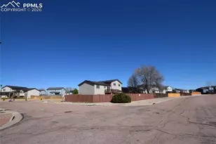 8105 Sedgewick Dr, Colorado Springs, CO 80925 - Photo 3