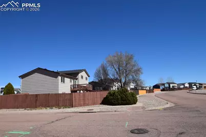 8105 Sedgewick Drive, Colorado Springs, CO 80925 - Photo 5