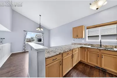 7983 Superior Hill Place, Colorado Springs, CO 80908 - Photo 11