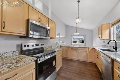 7983 Superior Hill Place, Colorado Springs, CO 80908 - Photo 9