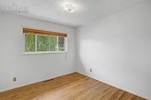 405 Redwood Dr, Colorado Springs, CO 80907 - Photo 15