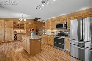 665 Allegheny Dr, Colorado Springs, CO 80919 - Photo 9