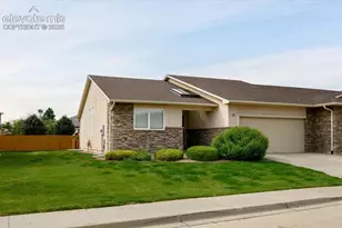 1925 Kingsroyal Blvd, Pueblo, CO 81005 - Photo 27