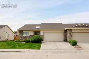 1925 Kingsroyal Blvd, Pueblo, CO 81005 - Photo 1