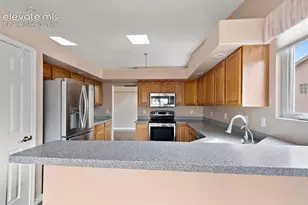 1925 Kingsroyal Blvd, Pueblo, CO 81005 - Photo 7