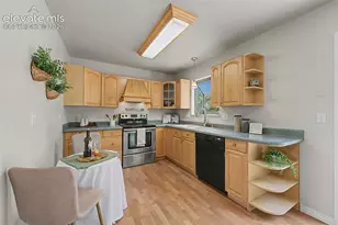 3760 Catalpa Dr, Colorado Springs, CO 80907 - Photo 7