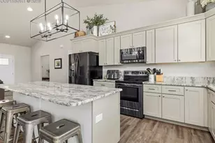 450 W Venturi Dr, Pueblo West, CO 81007 - Photo 9