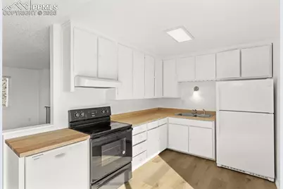 6885 Omaha Boulevard, Colorado Springs, CO 80915 - Photo 9