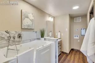 1060 Neon Moon View, Manitou Springs, CO 80829 - Photo 35